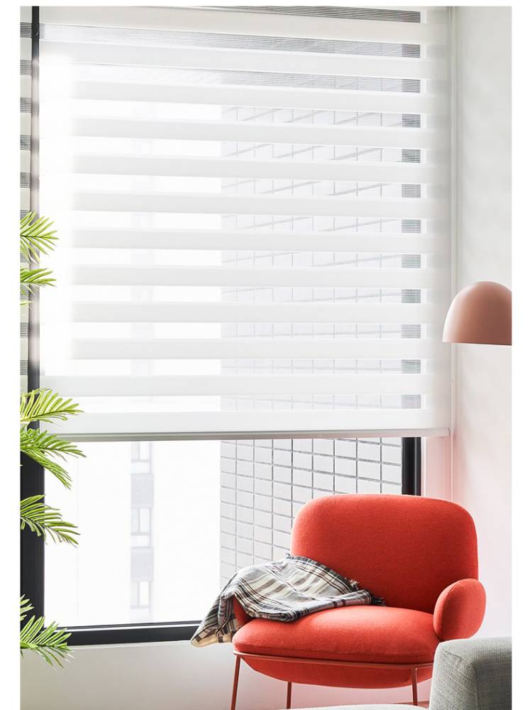 LuxVelum custom Venetian blinds at a window